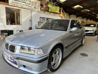 A VENDRE M3 E36 3L2 BERLINE ANNÉE 1997 ET 157 000 KM