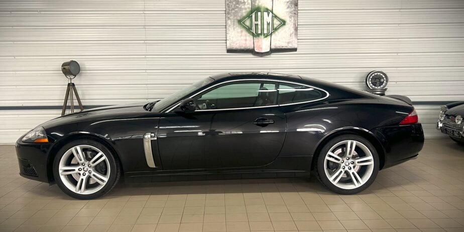 Jaguar XKR 4.2 V8 Coupé 32V 416 cv SUPERCHARGED