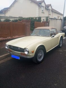 Triumph TR6